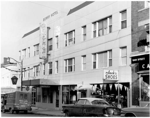 Hotel Berry in 1961