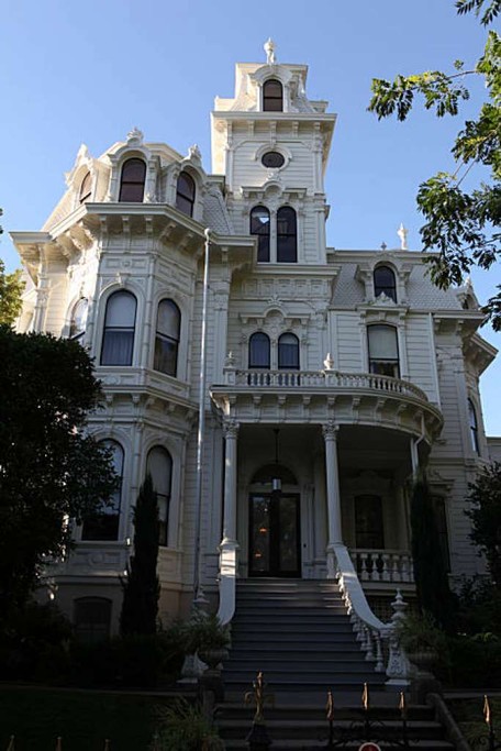 The historic Governor's Mansion was built in 1877.