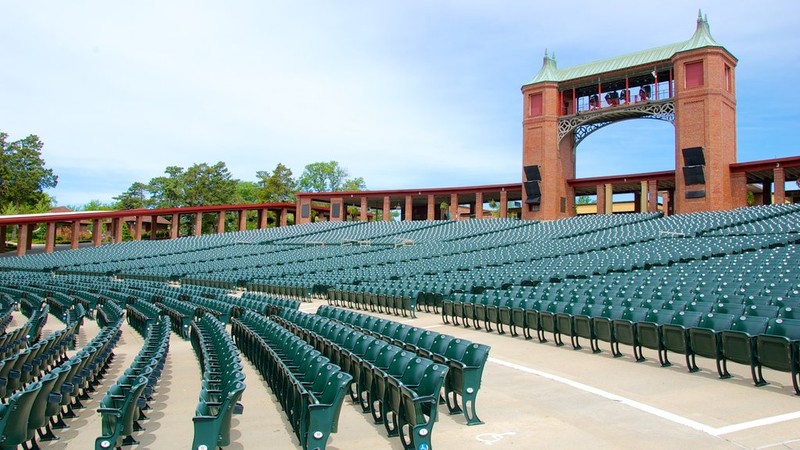 Starlight Theatre seats