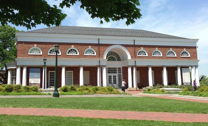 Library exterior. Two additional stories of public space and stacks are located underground.