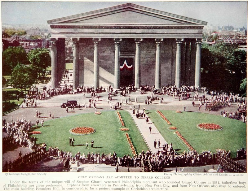 Revelers surround Founder's during this 1932 celebration.