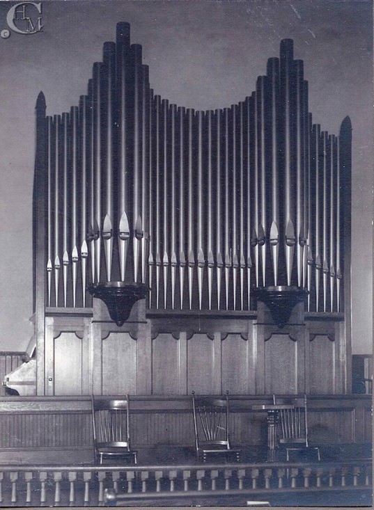 The pipe organ in the sanctuary.