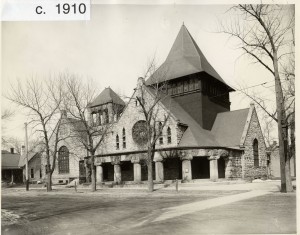 First Congregational Church as it looked in 1910