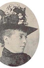 Naomi Wood (1871-1926) amassed a collection of over 1,000 antique colonial household goods that are now on display at Woodford.