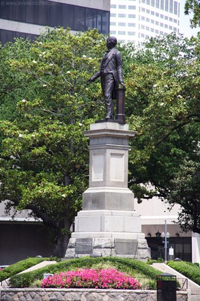 View of the sculpture of Henry Clay. 