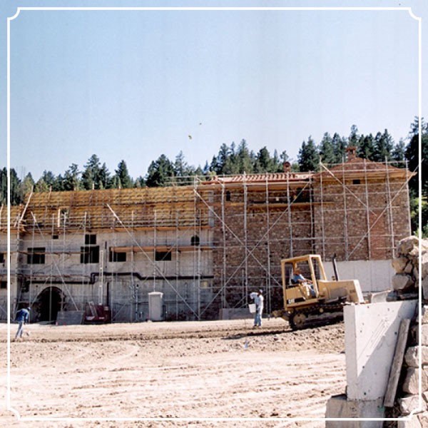 Construction of the Castello di Amorosa