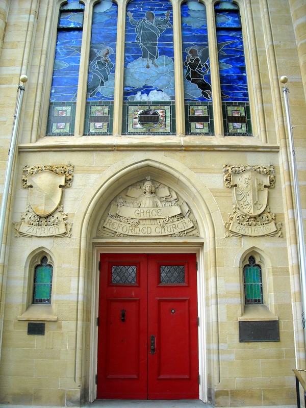 Facade of the Grace Reformed Church, showing the carved stone shields; image by AgnosticPreachersKid at en.wikipedia, CC BY-SA 3.0, https://commons.wikimedia.org/w/index.php?curid=18212634