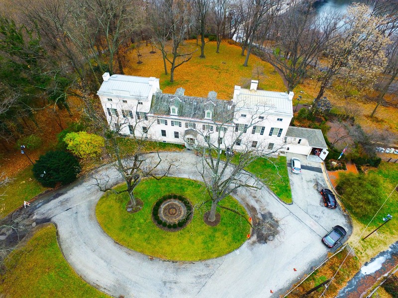 This overhead shot of the mansion reveals its size as well as the bucolic grounds that surround it. 