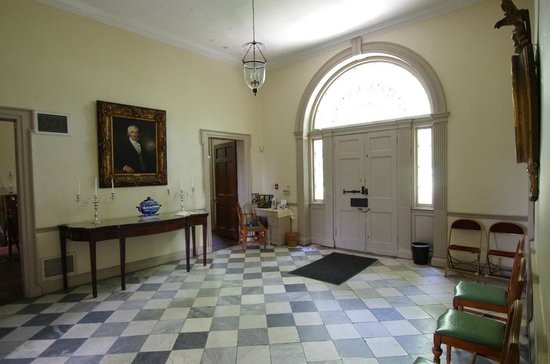 This formal entry way greets visitors as they step into Lemon Hill.