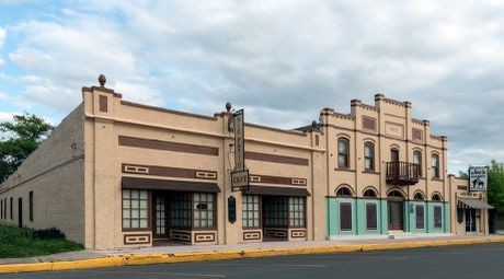 2014 photograph of the front of El Teatro La Paz or Rio Theater by Carol Highsmith (Highsmith Archive, Lib. of Congress)