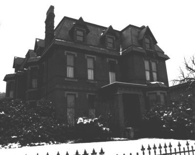 The house was demolished in 1993.