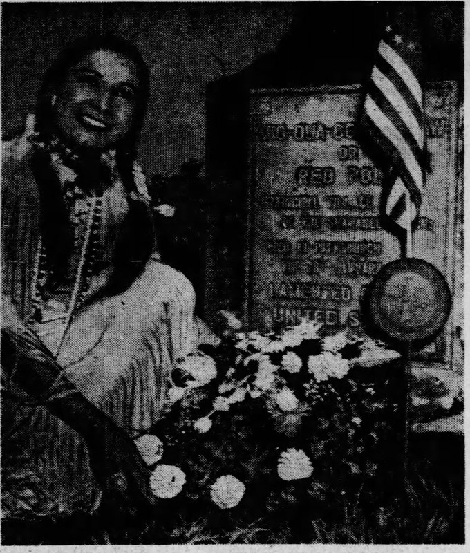 Visit by famed Native actress RoMere Darling and Cecil B. Demille to the grave of Mesquakinoe prior to the premiere of Unconquered.