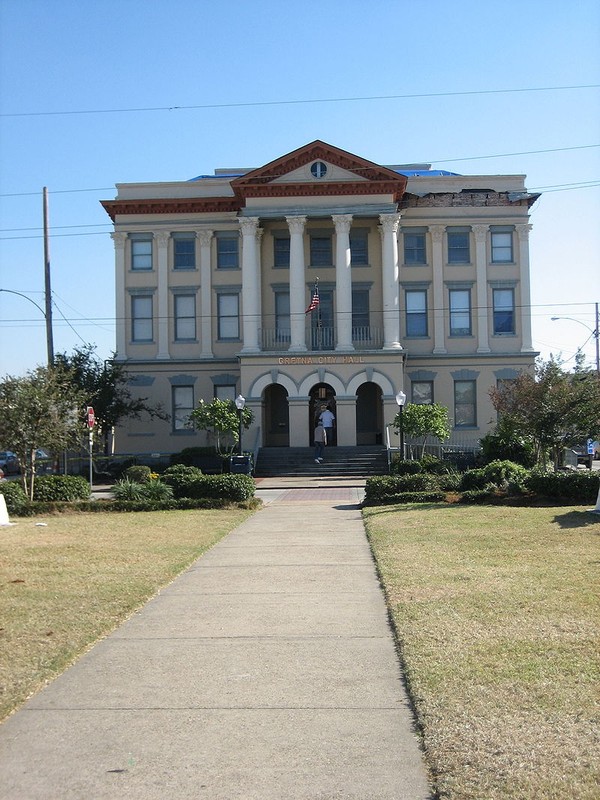 Gretna City Hall was built in 1907 and served as a courthouse until 1956, at which point it became city hall.
