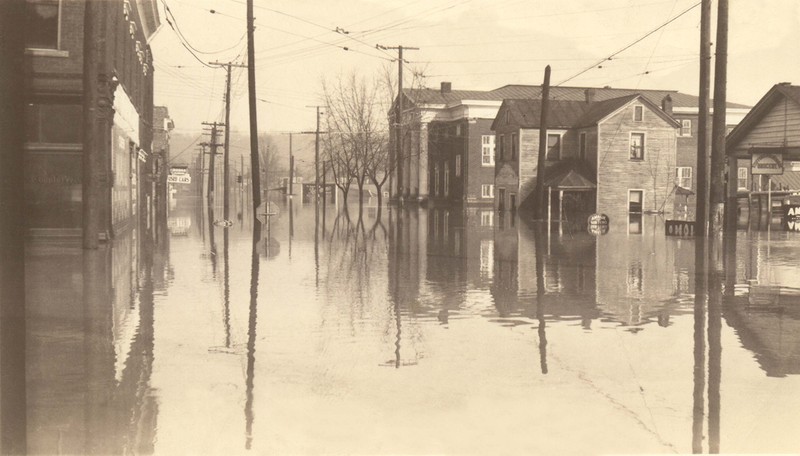 The church in the Flood of 1937. Courtesy of the Kenova Historical Commission.