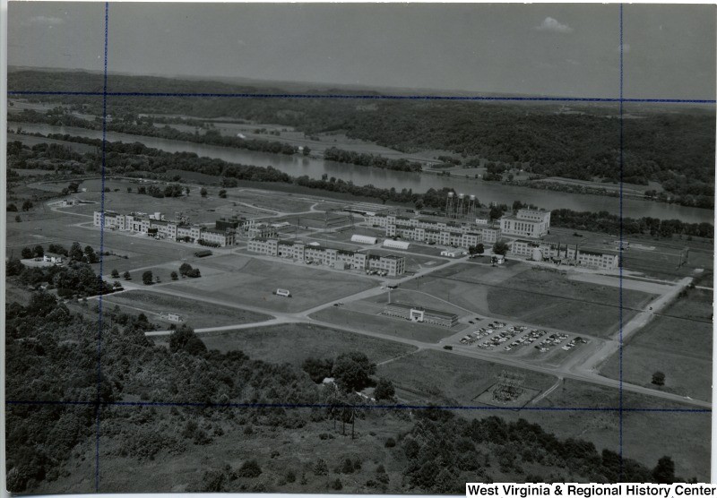 A circa 1965-1970 aerial view of Willow Island.  Photo courtesy of the West Virginia and Regional History Center, WVU Libraries.