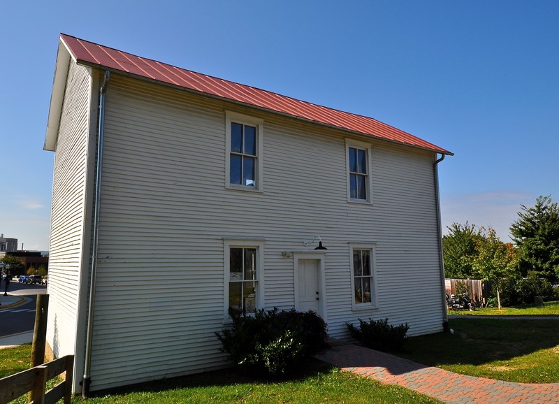 (2013) Odd Fellows Hall; image by Skye Marthaler - Own work, CC BY-SA 3.0, https://commons.wikimedia.org/w/index.php?curid=28768264