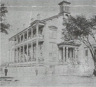 Undated photo of what was most likely the main building of what was Straight University. 