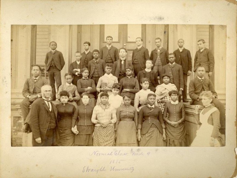 Photo of the class of 1885, when Dillard was either Union Normal School or Straight University