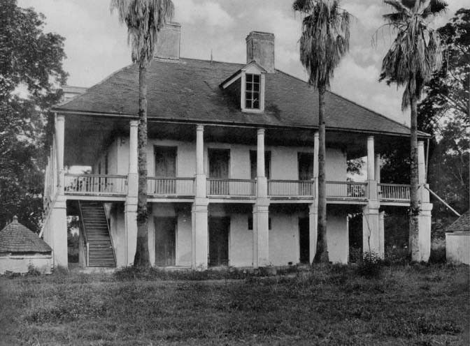 Jackson Barracks 1920s: Originally built as an old Plantation House, now rebuilt after Hurricane Katrina as Officers' Quarters. Courtesy of Louisiana Division/City Archives, New Orleans Public Library