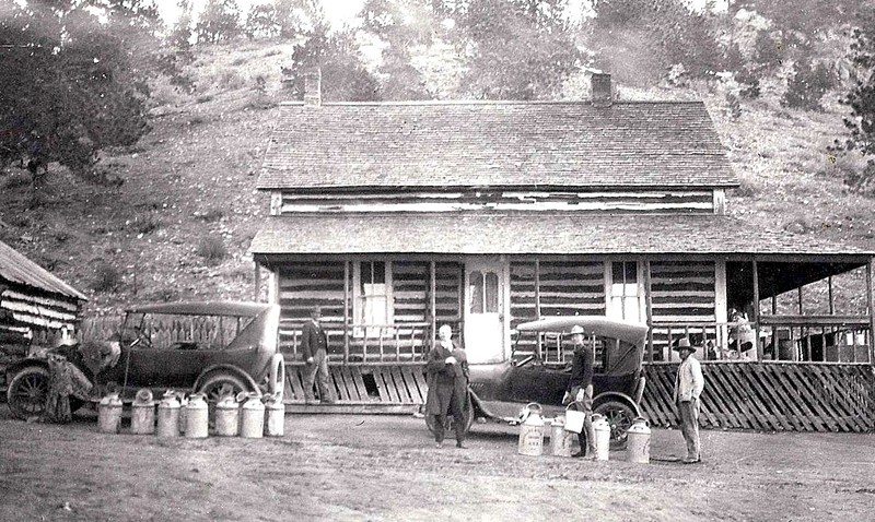 Hotel, Log Cabin, Colorado