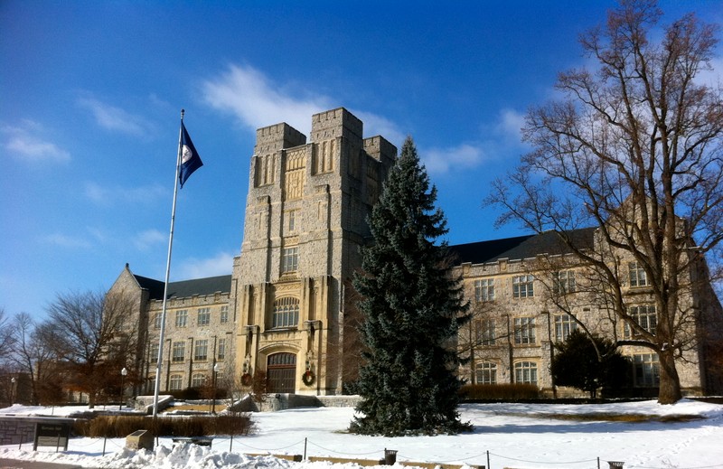 (2010) Burruss Hall on the campus of Virginia Tech; image by CBGator87 - Own work, CC BY-SA 3.0, https://commons.wikimedia.org/w/index.php?curid=17875279