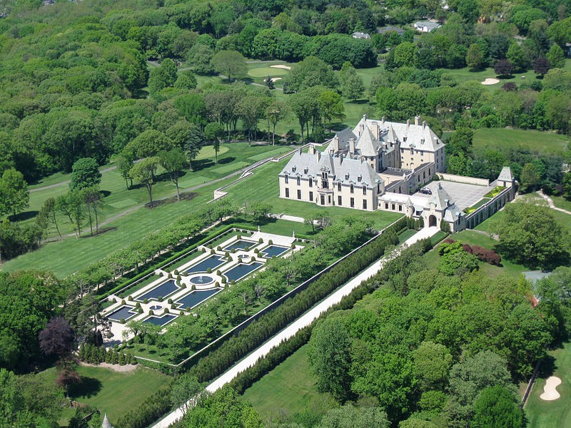 View of the estate (source: Oheka Castle)