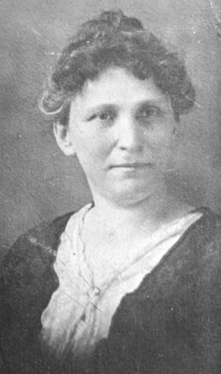 Photograph of Laura Lu Scherer Copenhaver,  courtesy of the Copenhaver Family.