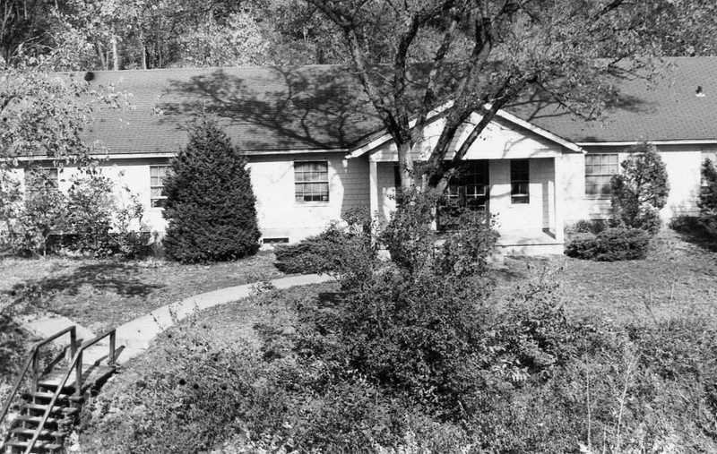 Photo taken of the front view of Stephens Cottage.