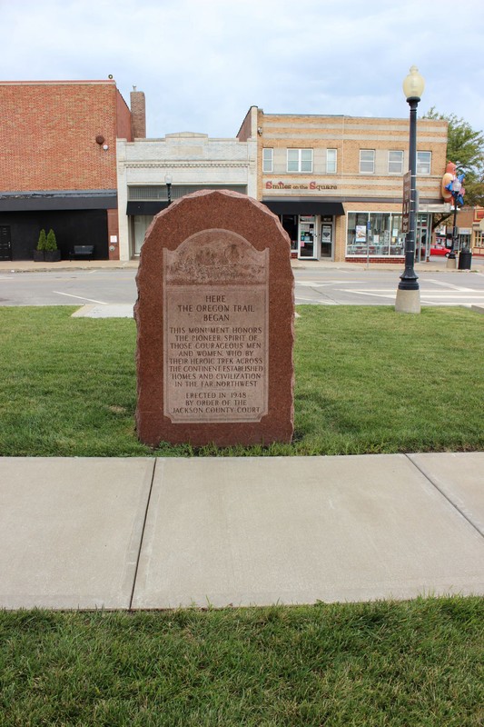 1948 Oregon Trail marker