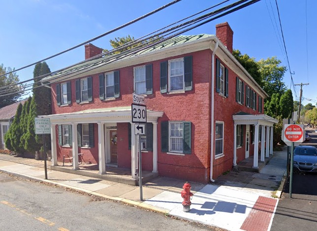 Sky, Fire hydrant, Building, Property