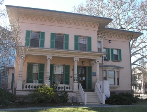 front view of the house (Historic Buildings of Connecticut)