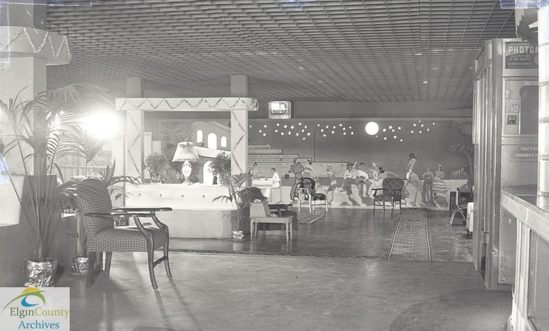 Black-and-white, Building, Chair, Machine