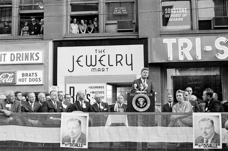 President Kennedy delivering his speech on October 5, 1962. He urged people to vote for Democratic candidates.