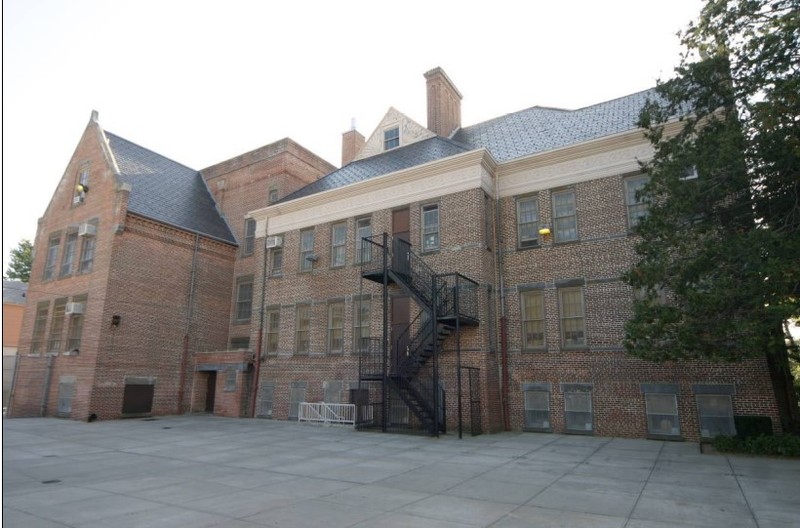 Building, Window, Sky, Tree