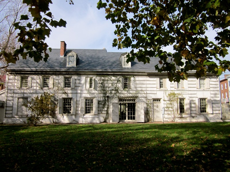 Wyck House from the front lawn