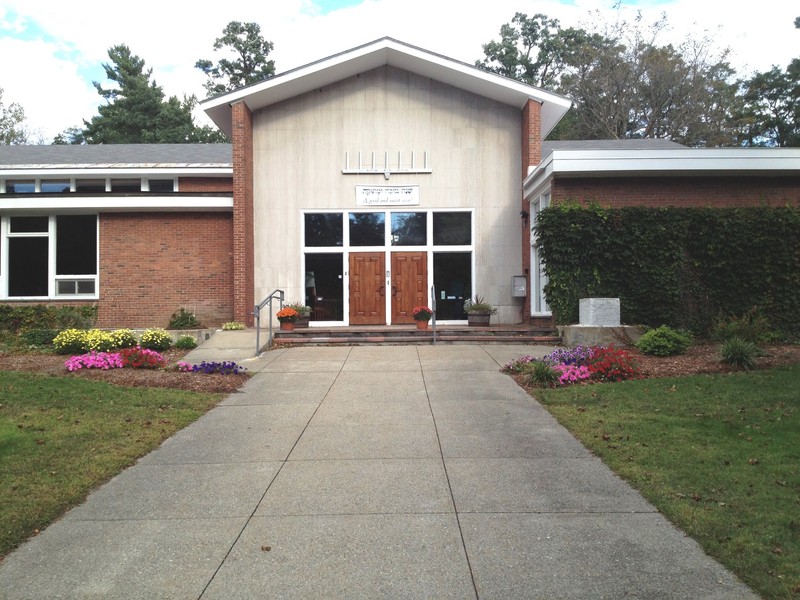 Ohavi Zedek Synagogue was founded in 1885. This temple was built in 1952.