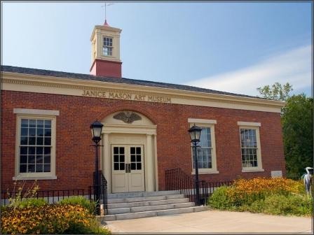 Janice Mason Art Museum is also the institutional home of the Southern Kentucky Independent Theatre. 