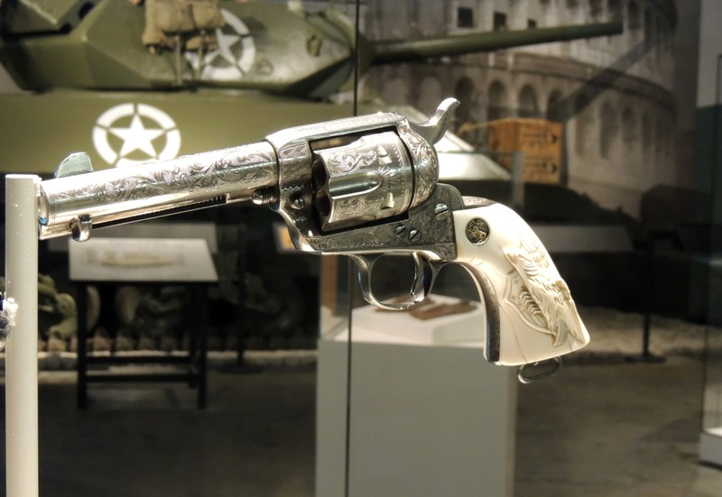 Display of Patton's pistol