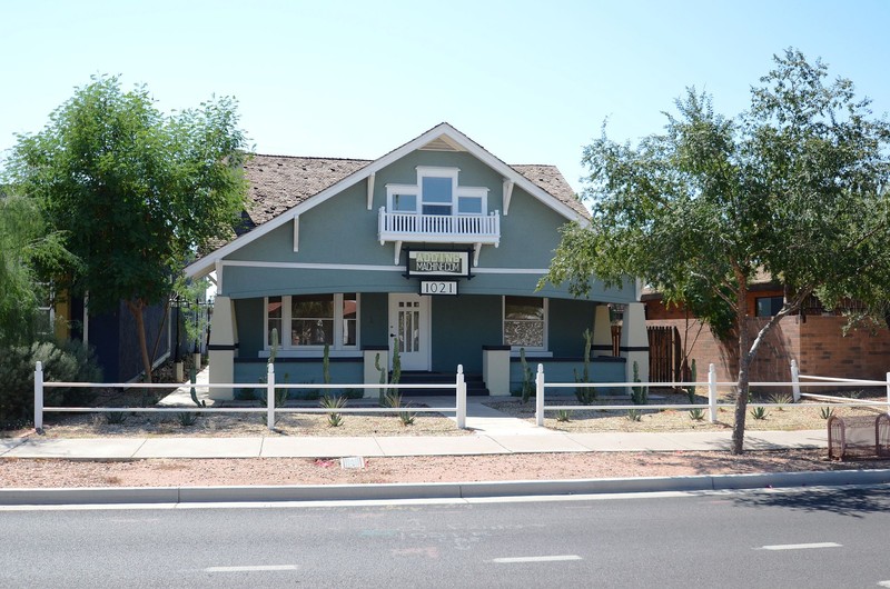 The former Swindall Tourist Inn, now an accounting business. It was built in 1913 for Matilda Steyaert who arrived in Phoenix in 1897.