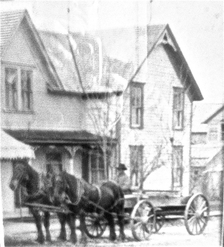 Wheel, Horse, Photograph, Building