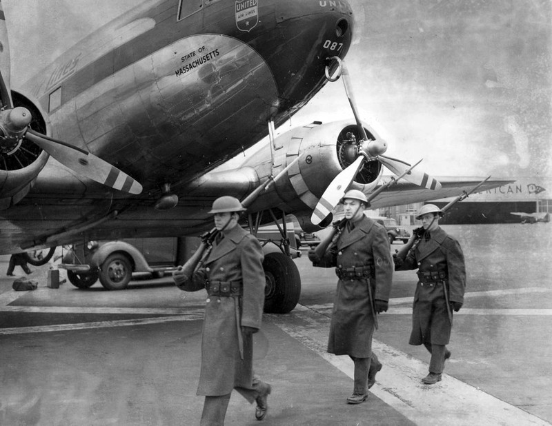 Tire, Wheel, Photograph, Aircraft