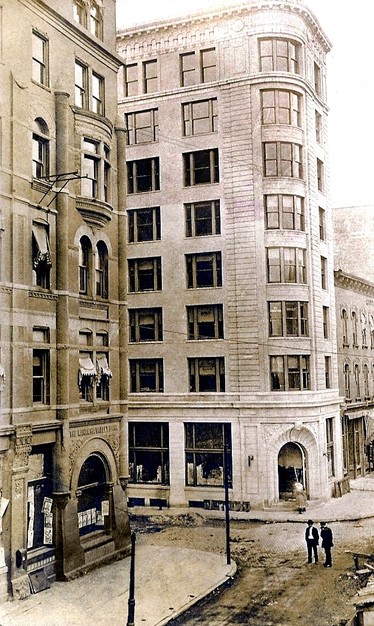 A side view of the Kanawha Boulevard location that was lost to urban renewal. The Terminal Building still exists today.