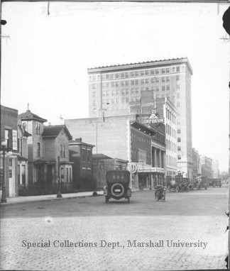 4th Ave between 11 & 10th streets, facing west, circa 1920s