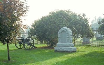 The monument for the Pierpont Battery with a Parrot Rifle.