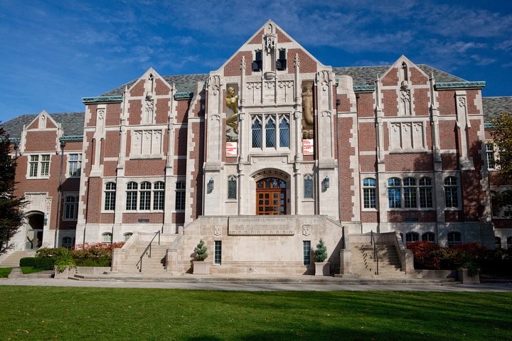 The David Owsley Museum of Art occupies much of the recently renovated Fine Arts Building, located along Riverside Avenue at Warwick Road in the heart of the Ball State campus.