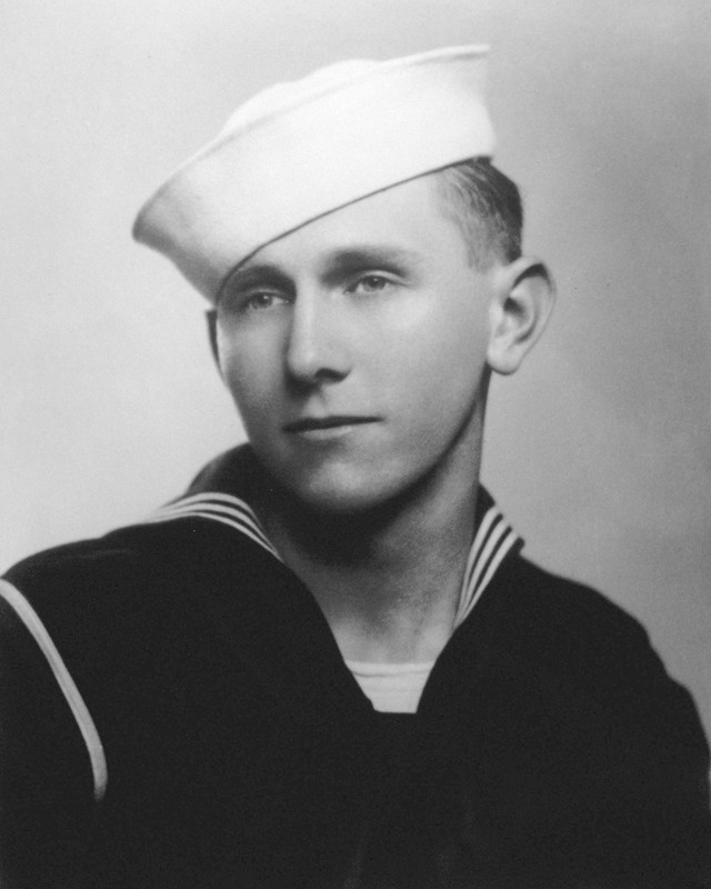 Munro's official service picture. This image was found at-
https://www.uscg.mil/history/people/MunroPhotoGallery.asp