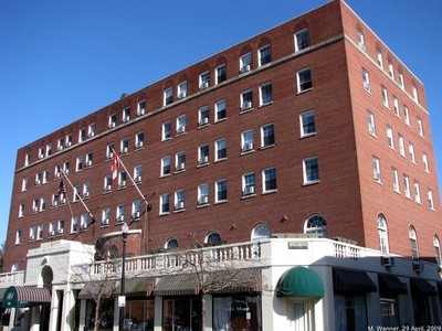 Hotel Saranac (c. 2009)