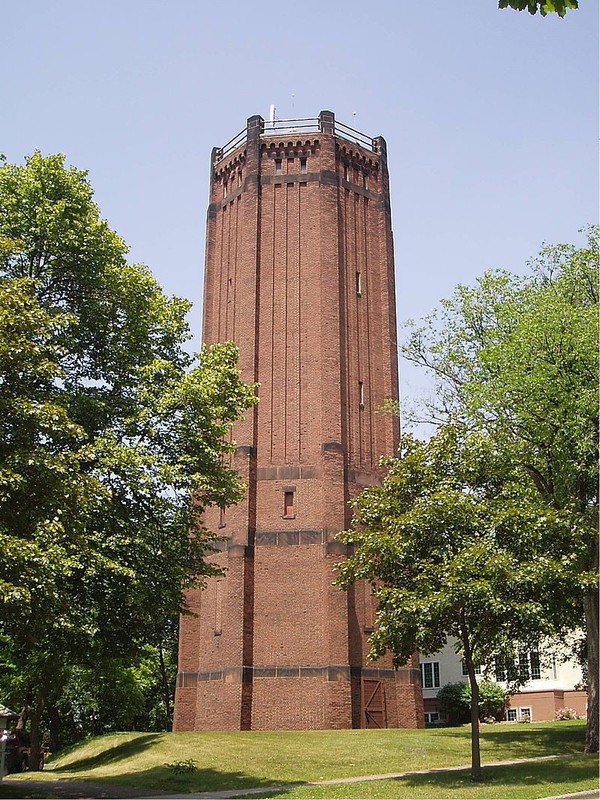 The Kenwood Park Water Tower was built in 1910 and operated until 1954.