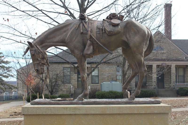 Statue viewed from the walkway to the Cavalry Museum.