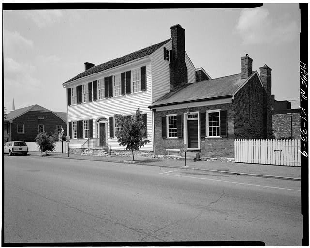 McDowell house (left) and apothecary (right) in the early 1900's 